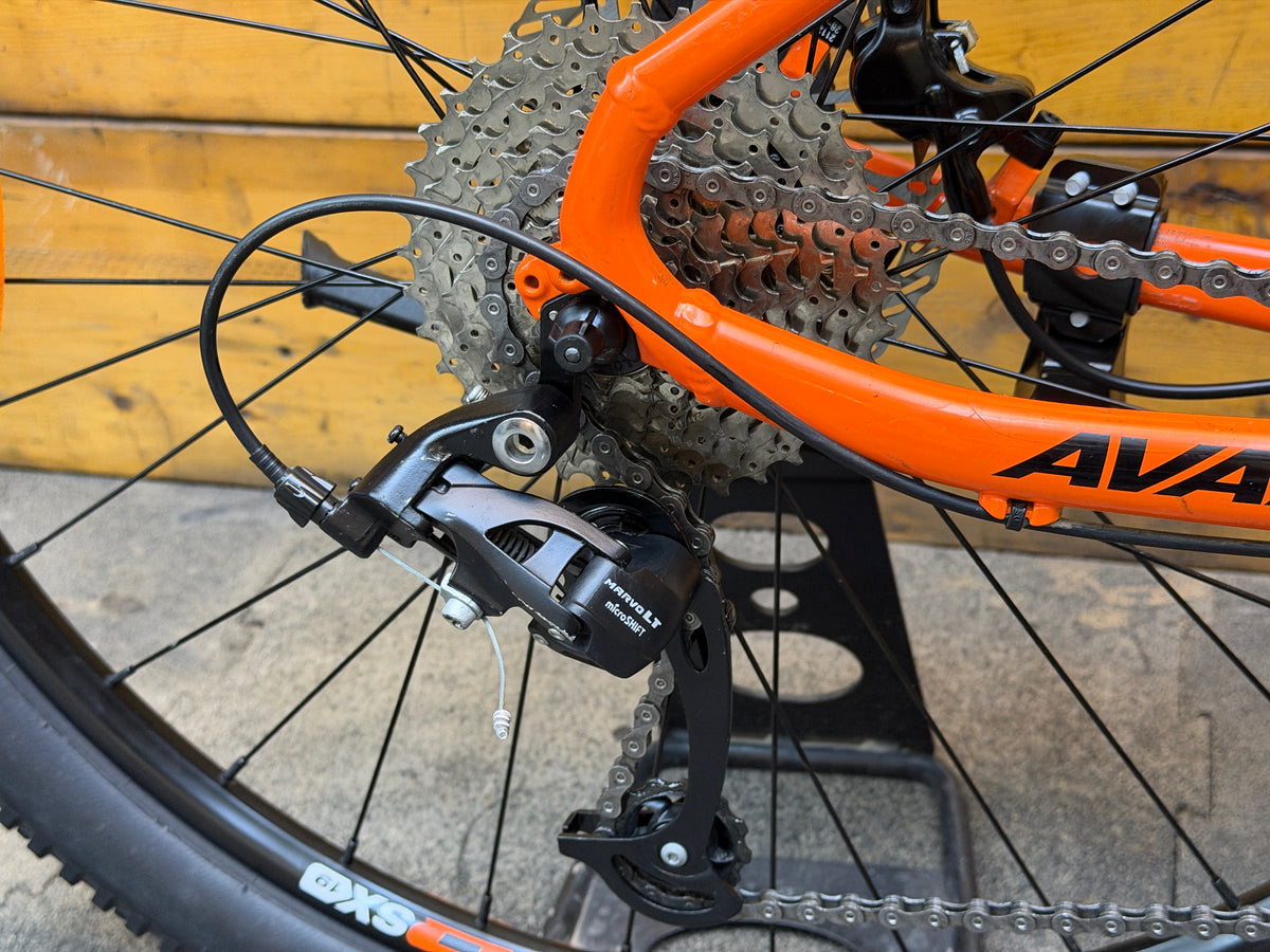 GT Avalanche Sport Mountain Bike