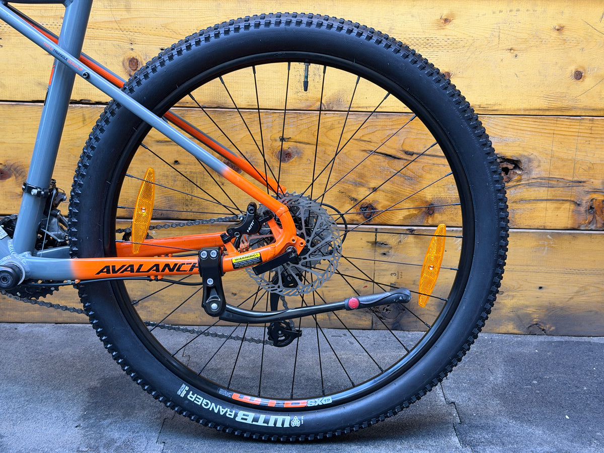 GT Avalanche Sport Mountain Bike