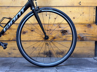 Giant Contend Road Bike