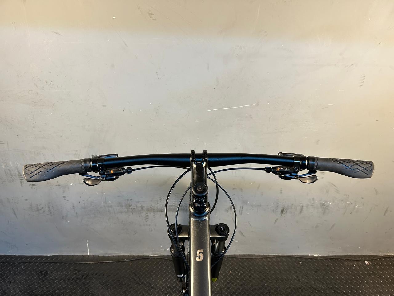 RENT Trek Marlin 5 Gen 2 Mountain Bike