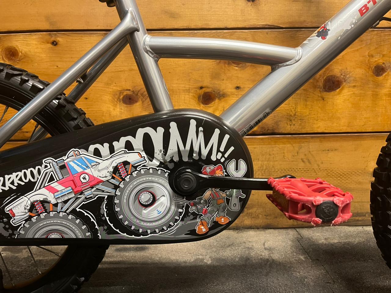 B'twin Monster Truck Kids Bike