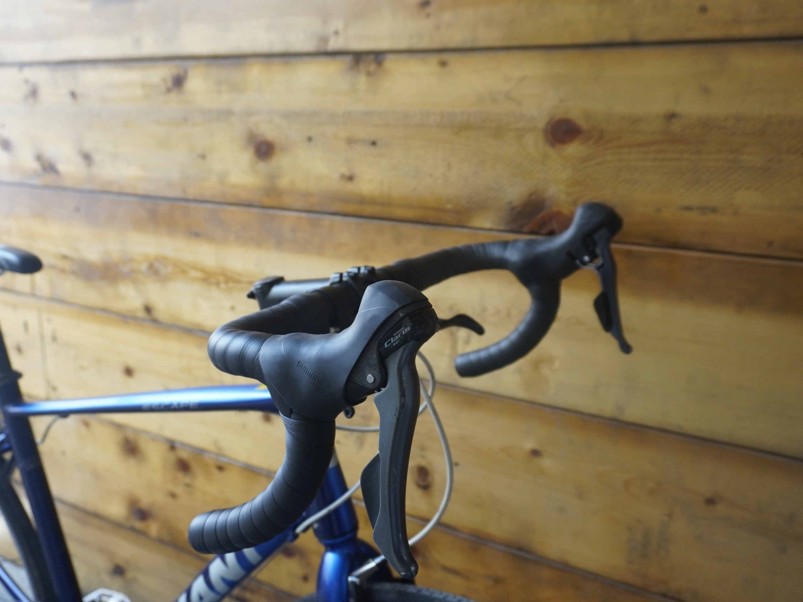 RENT Giant Escape Road Bike