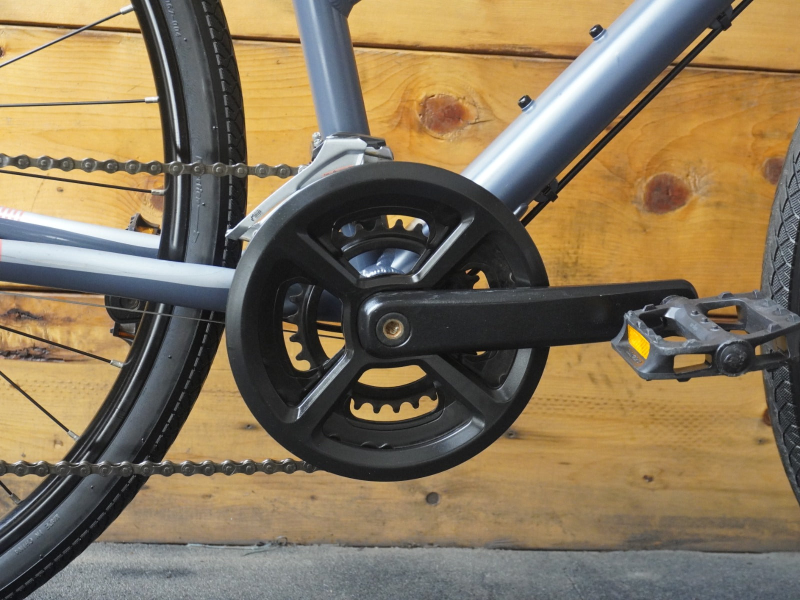Fuji Absolute 1.9 Hybrid Bike