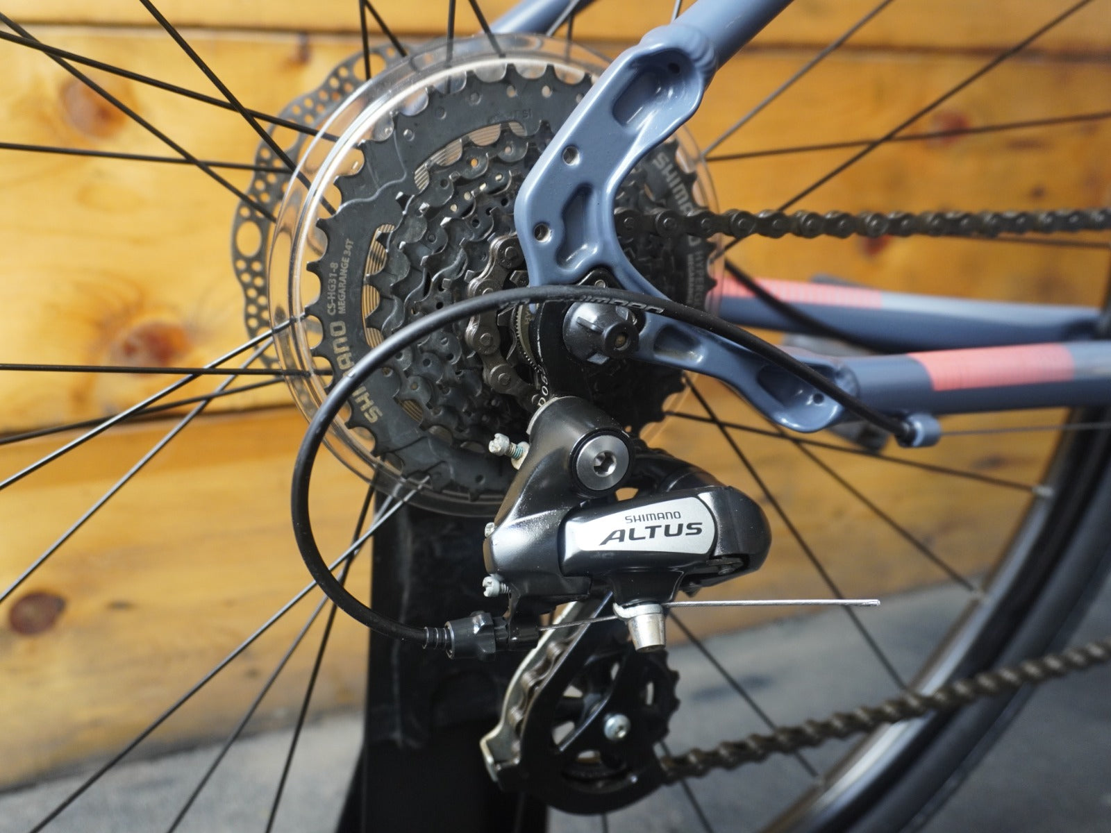 Fuji Absolute 1.9 Hybrid Bike