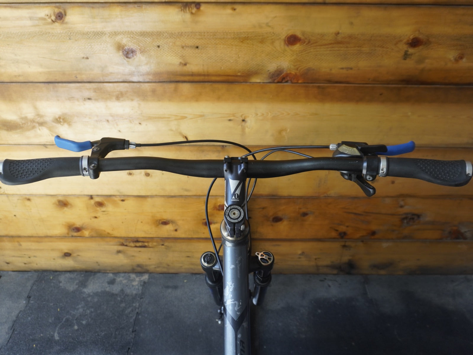 RENT Giant Sedona Mountain Bike