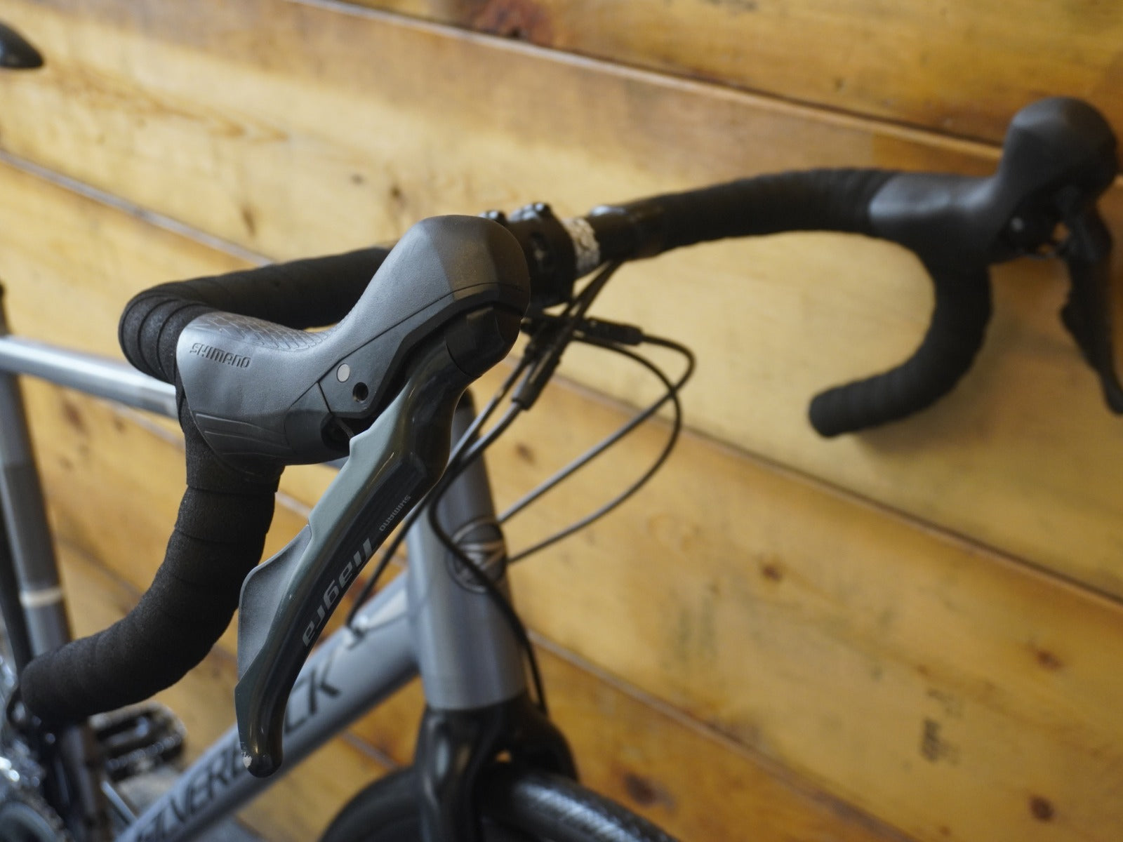 Silverback Strela Comp Road Bike