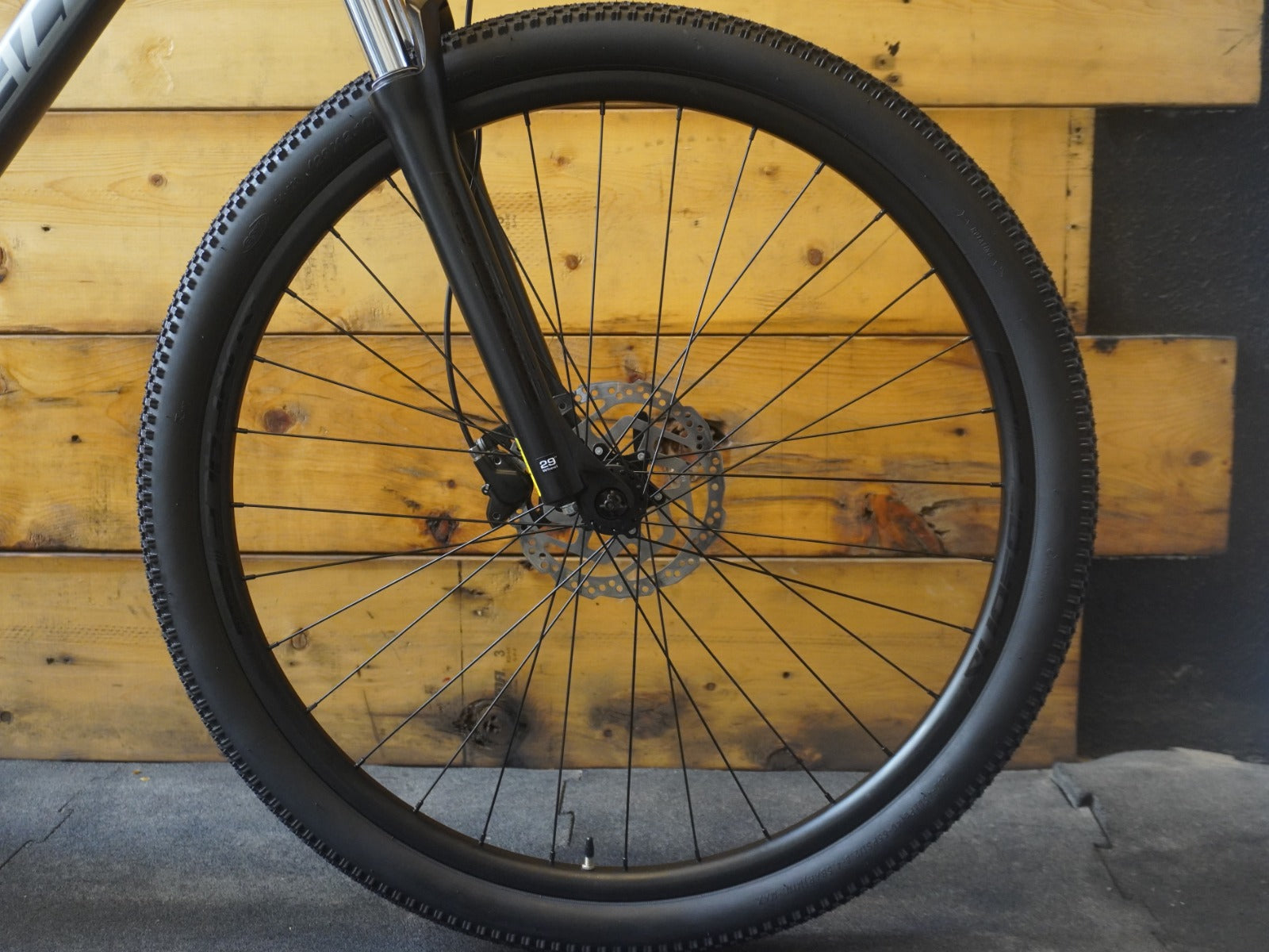 RENT Silverback SE:Series 8 Mountain Bike
