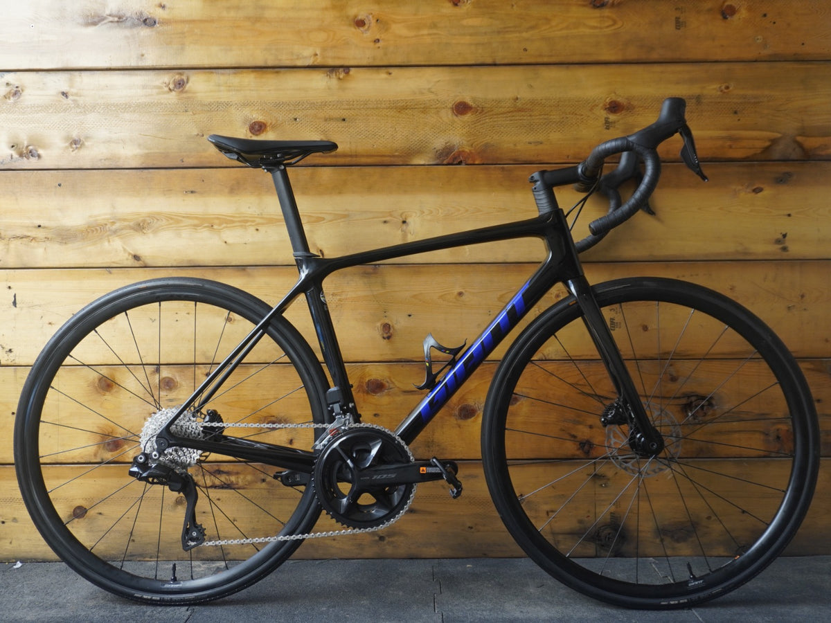 RENT Giant TCR Advanced 1 Road Bike
