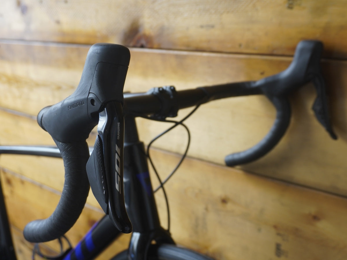 RENT Giant TCR Advanced 1 Road Bike
