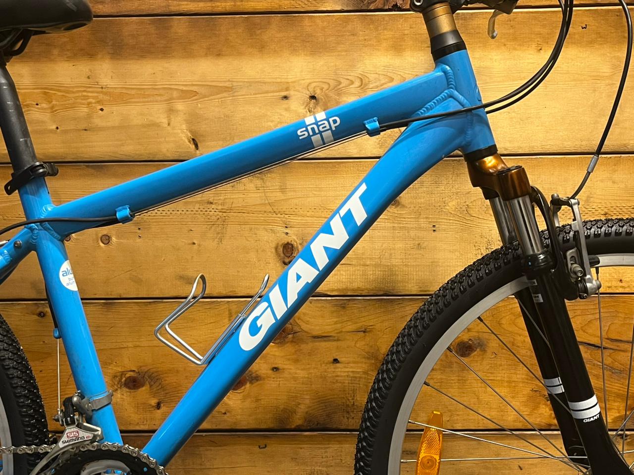RENT Giant Snap Mountain Bike