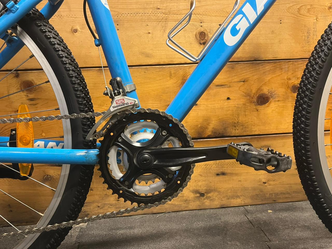 RENT Giant Snap Mountain Bike
