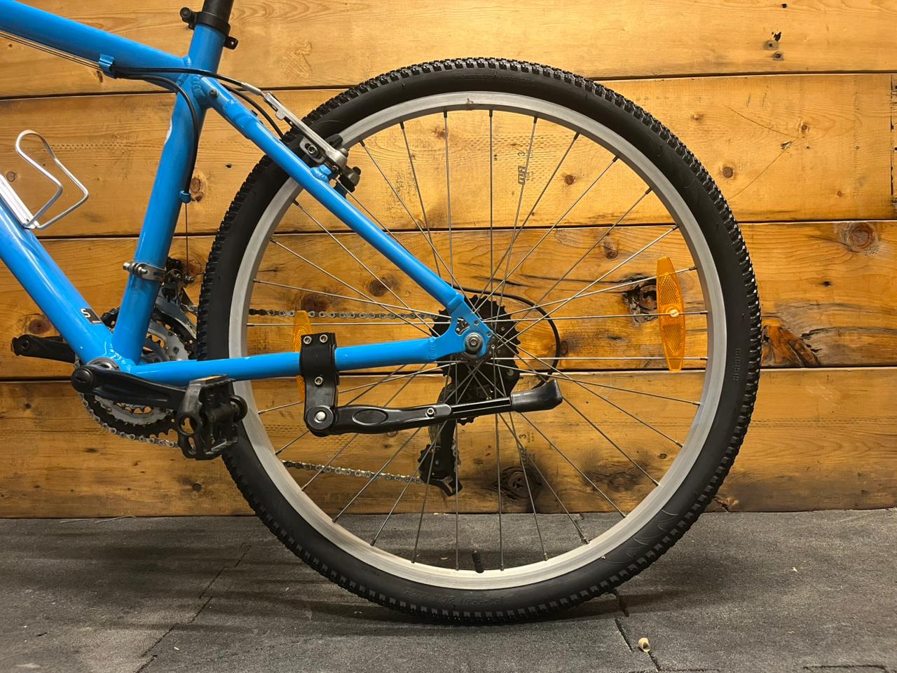 RENT Giant Snap Mountain Bike