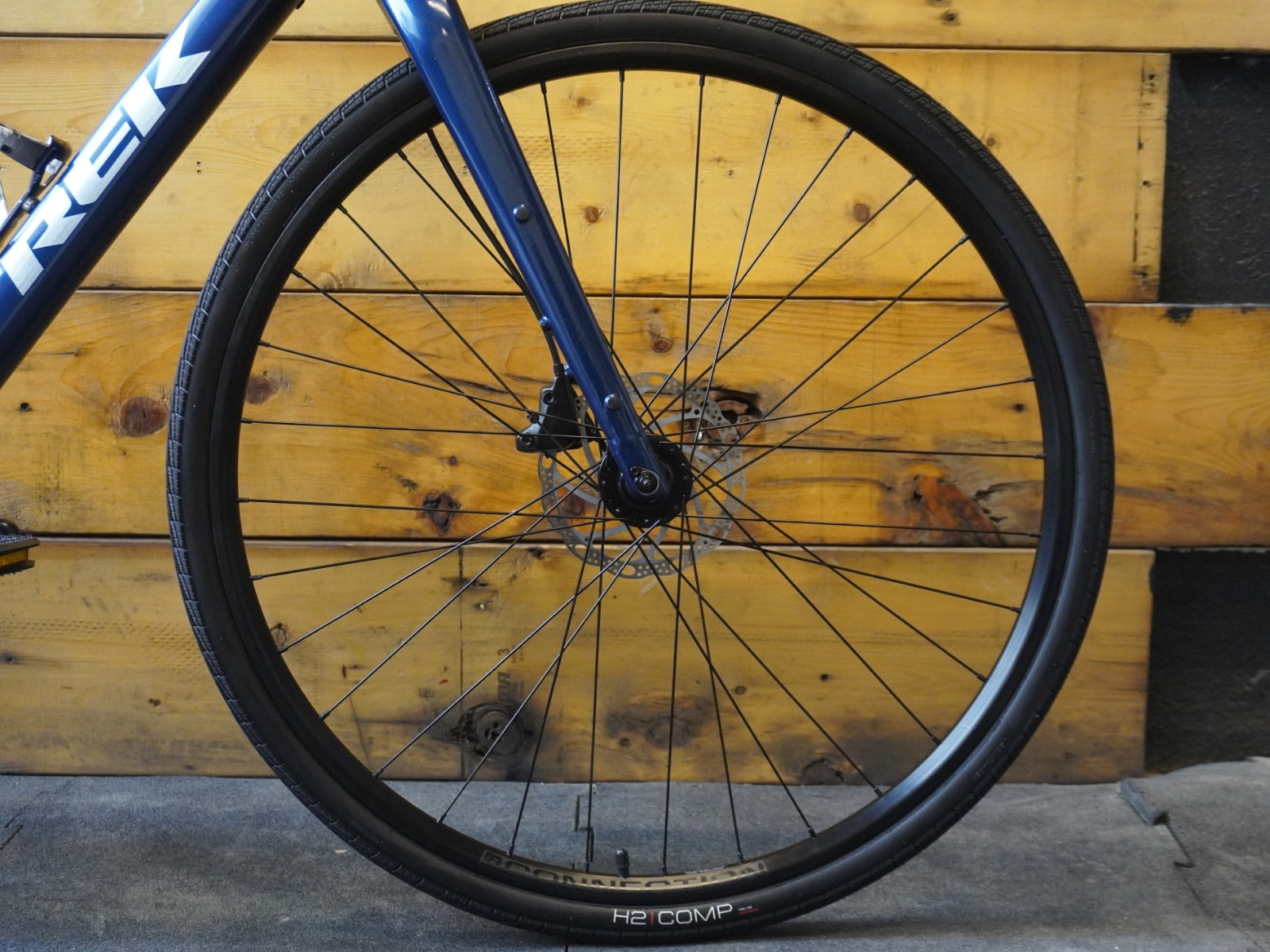 Trek FX2 Hybrid Bike