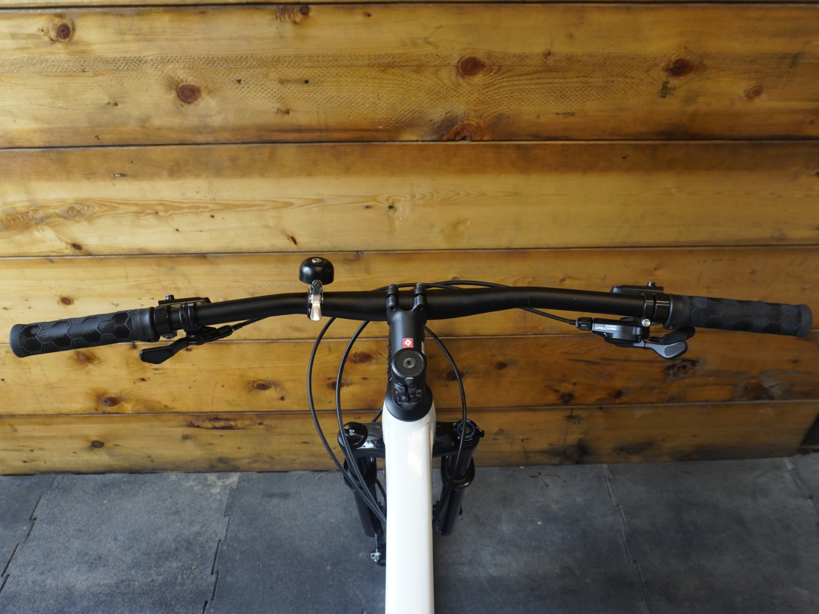 Trek Xcaliber 8 Mountain Bike