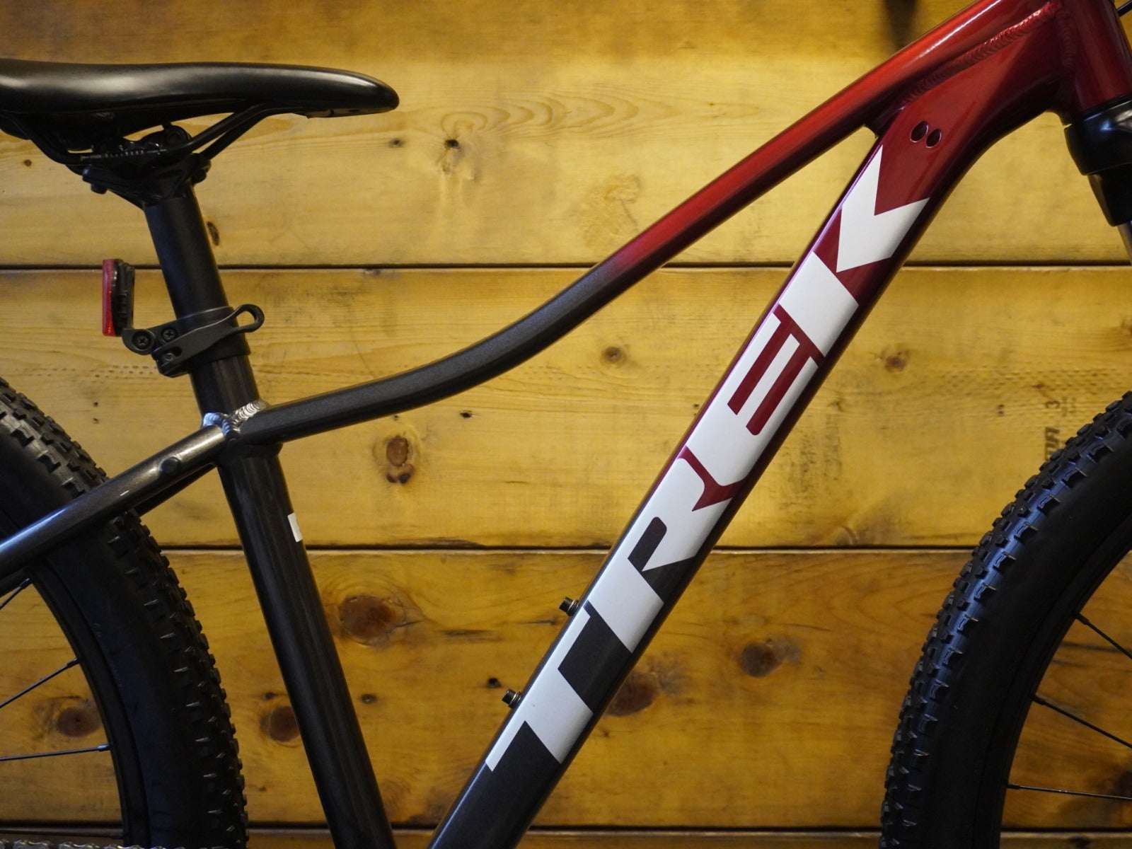 RENT Trek Marlin 6 Gen 2 Mountain Bike
