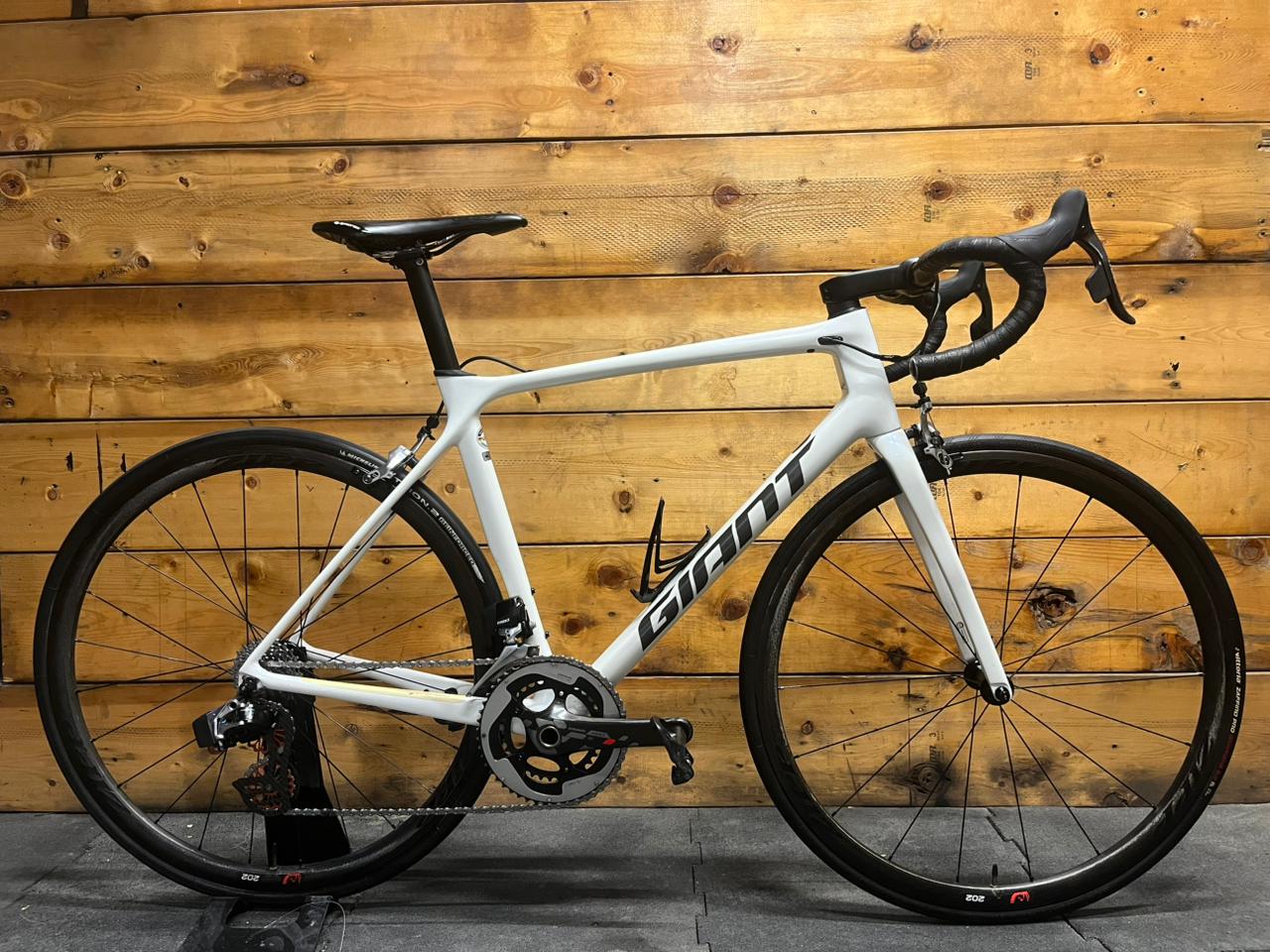 Giant TCR Advanced Road Bike