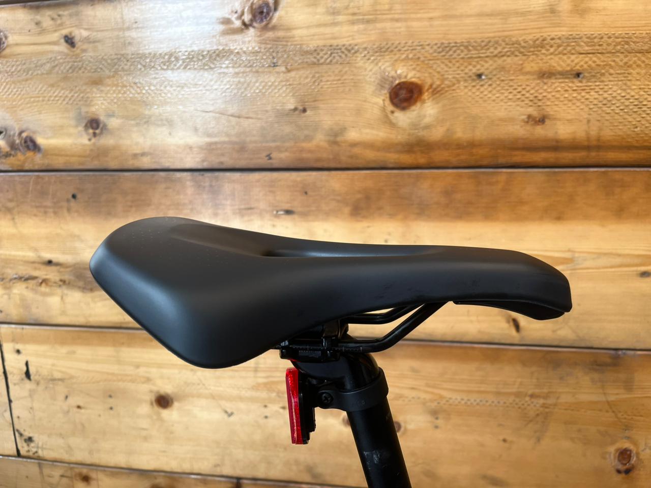Giant Escape 2 Hybrid Bike