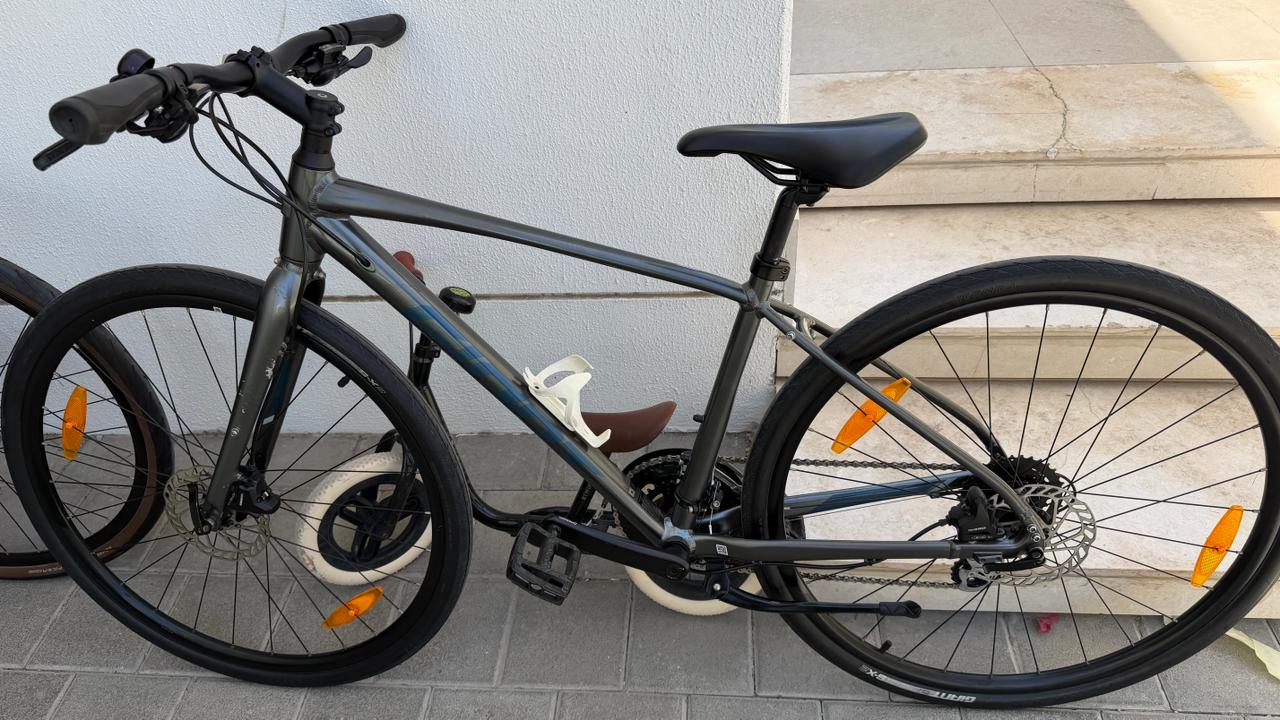 Giant Escape 2 Hybrid Bike