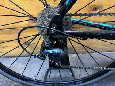 RENT Fuji Supreme One.5 Road Bike
