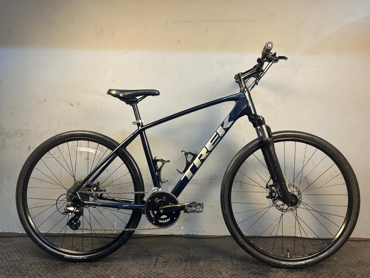 Trek Dual Sport 1 Hybrid Bike