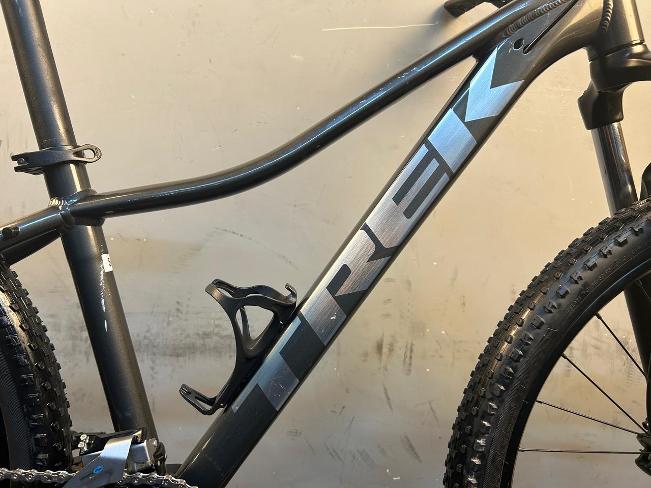 Trek Marlin 5 Gen 2 Mountain Bike