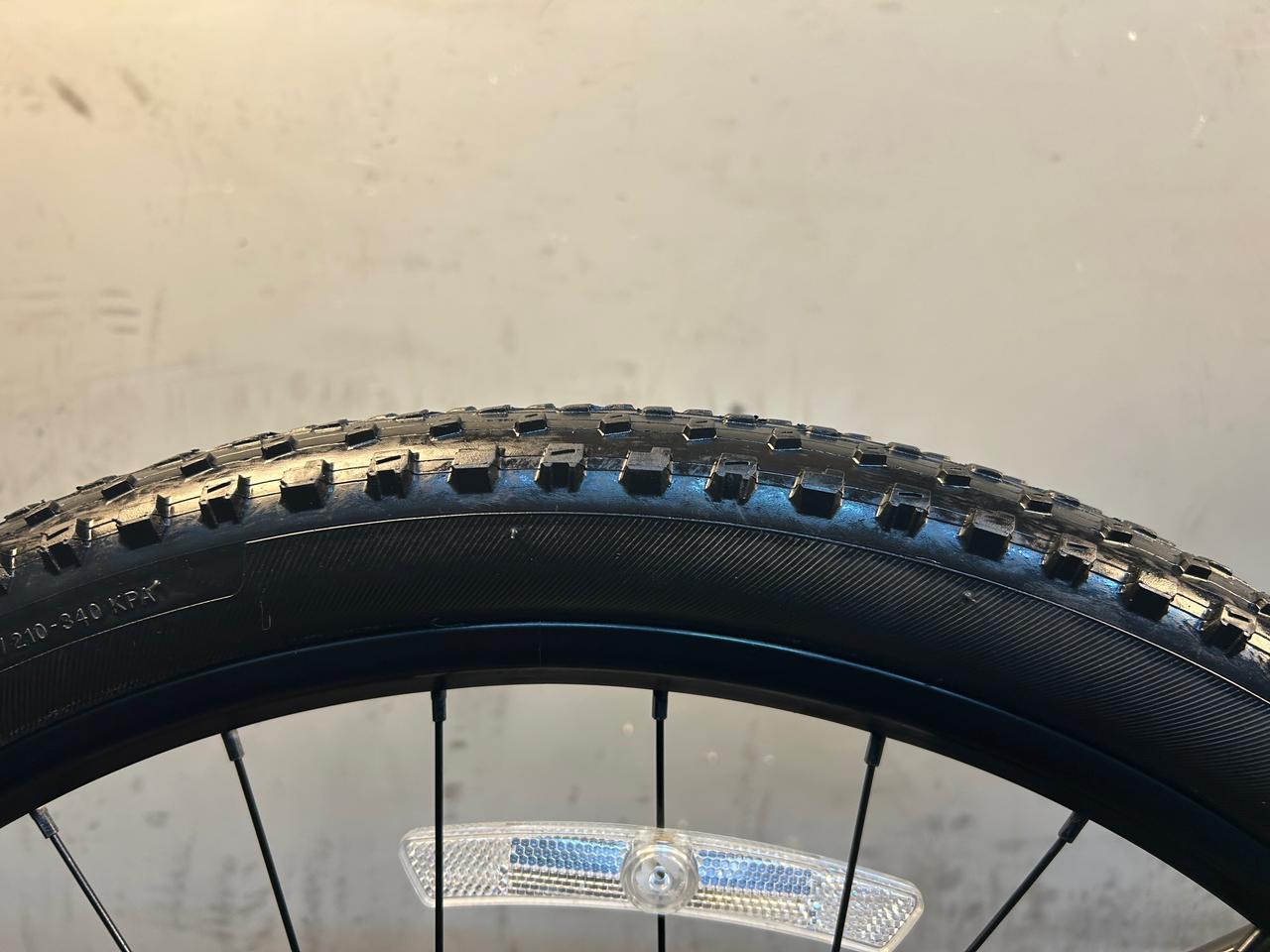 Trek Marlin 5 Gen 2 Mountain Bike