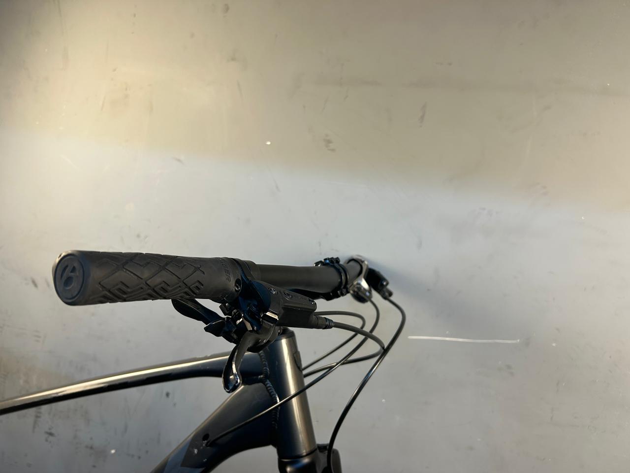 Trek Marlin 5 Gen 2 Mountain Bike