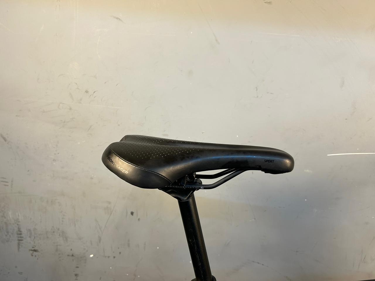 RENT Trek FX1 Hybrid Bike