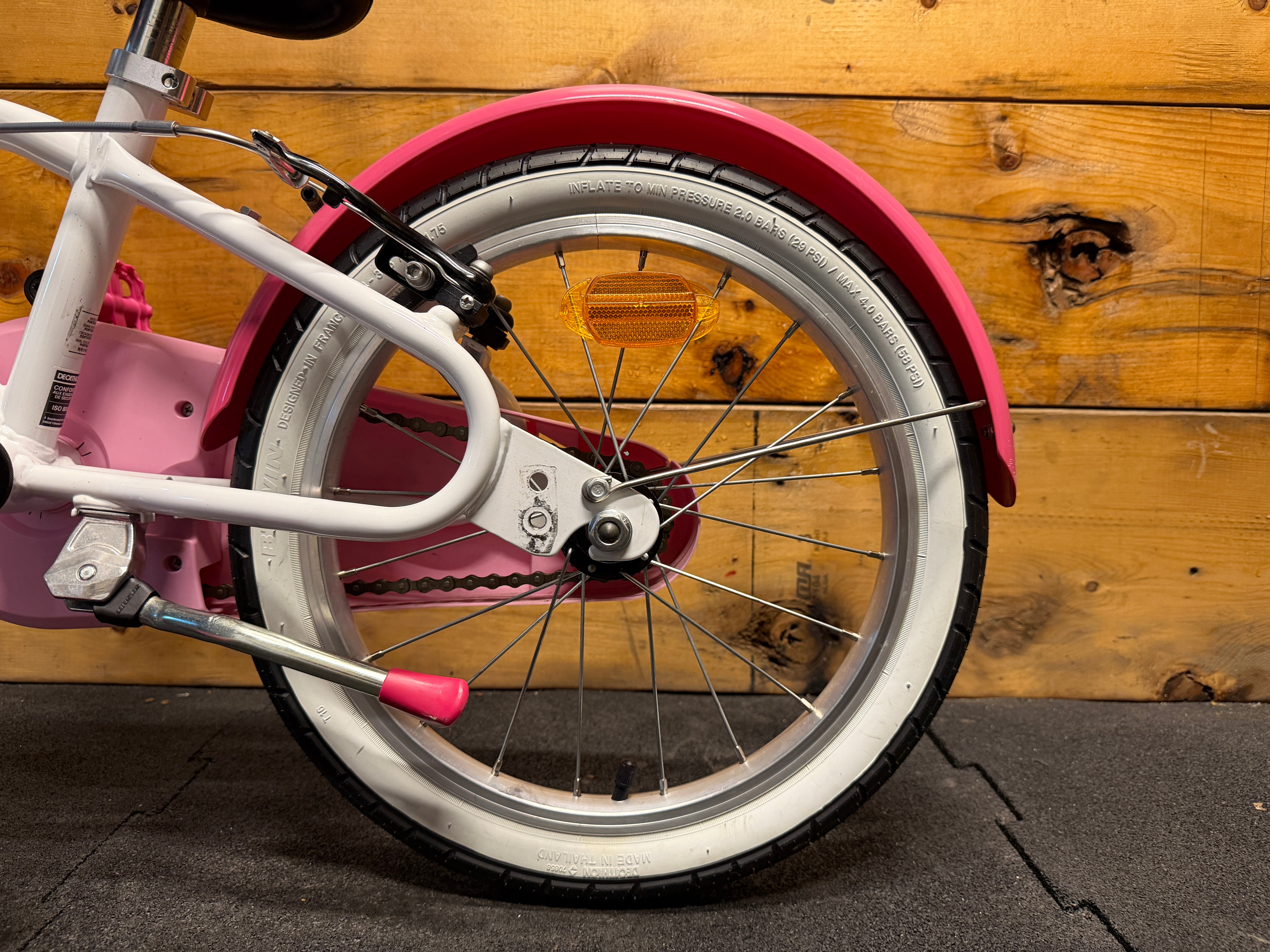 RENT B'Twin Docto Girl 500 Kids Bike