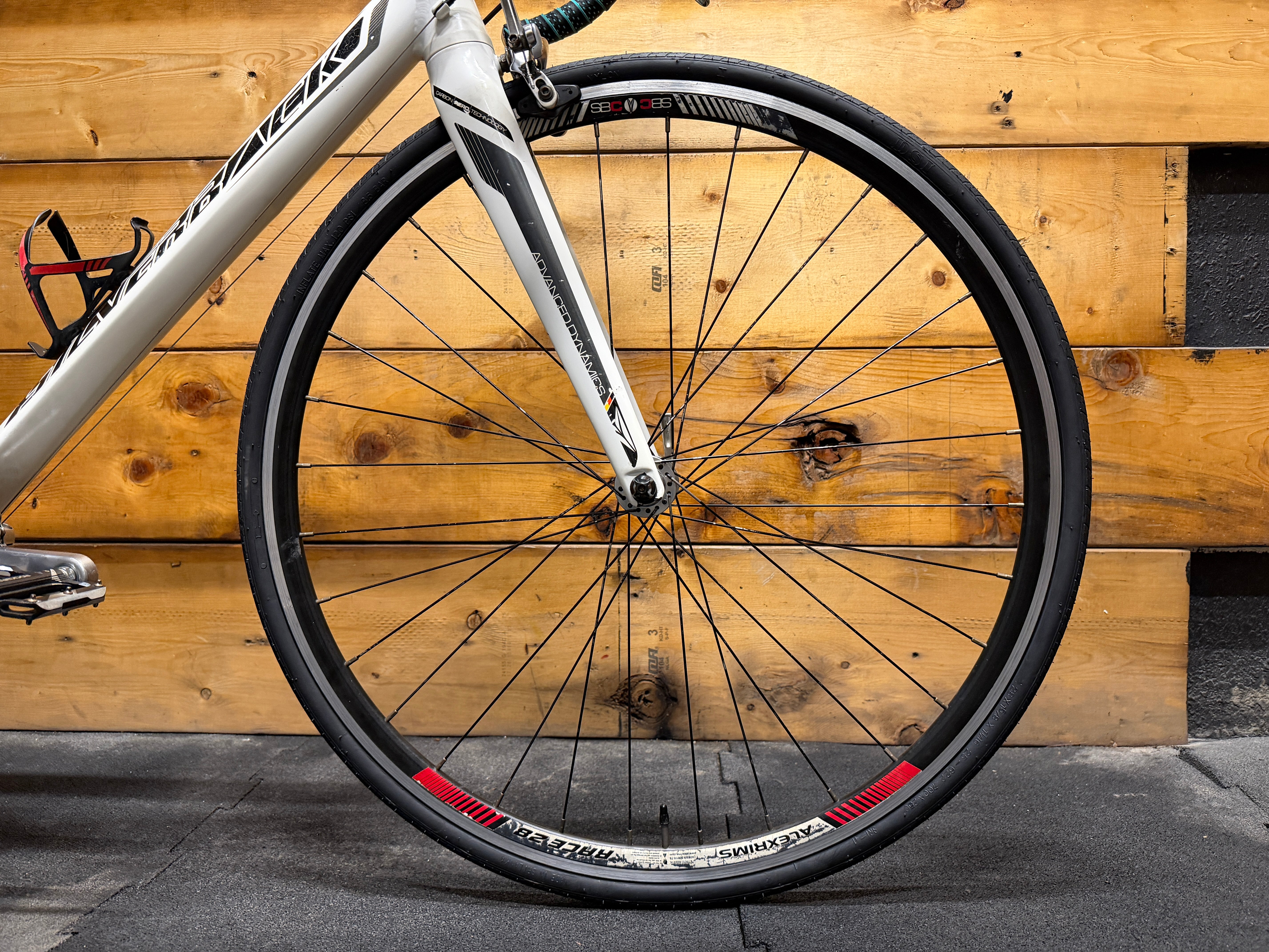 RENT Silverback Strela 2 Road Bike