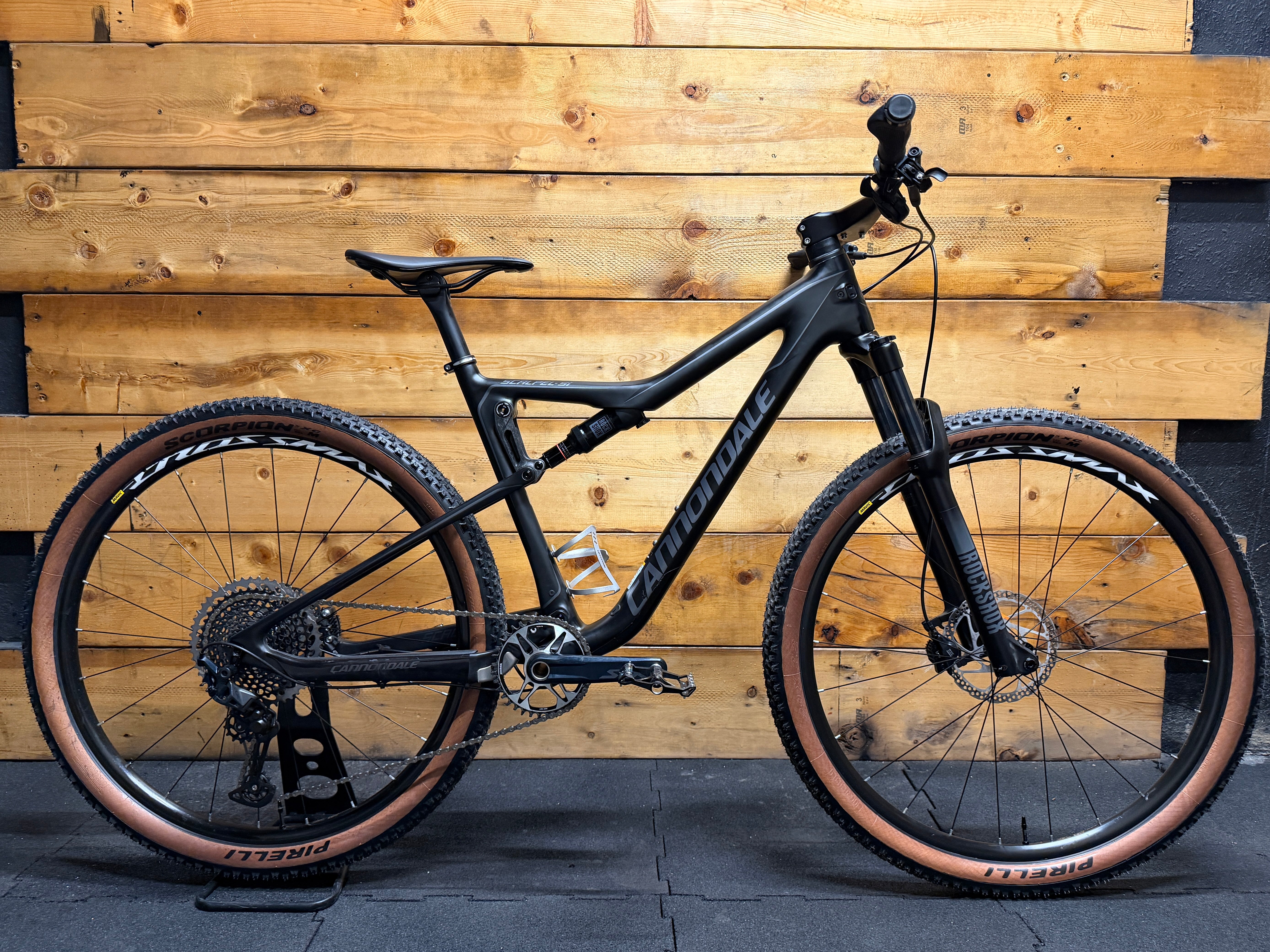 RENT Cannondale Scalpel Si Mountain Bike