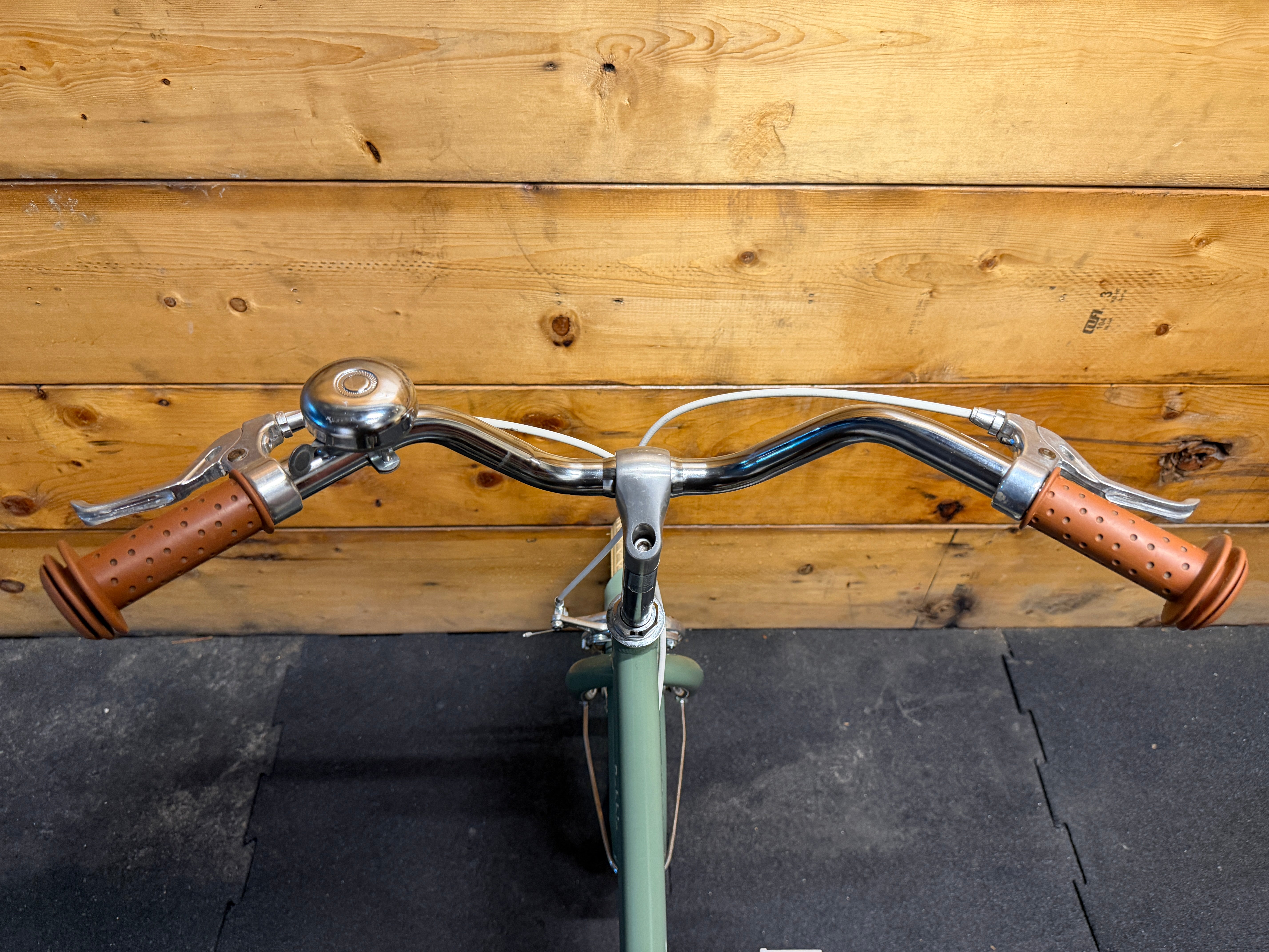 RENT Bobbin Gingersnap Kids Bike