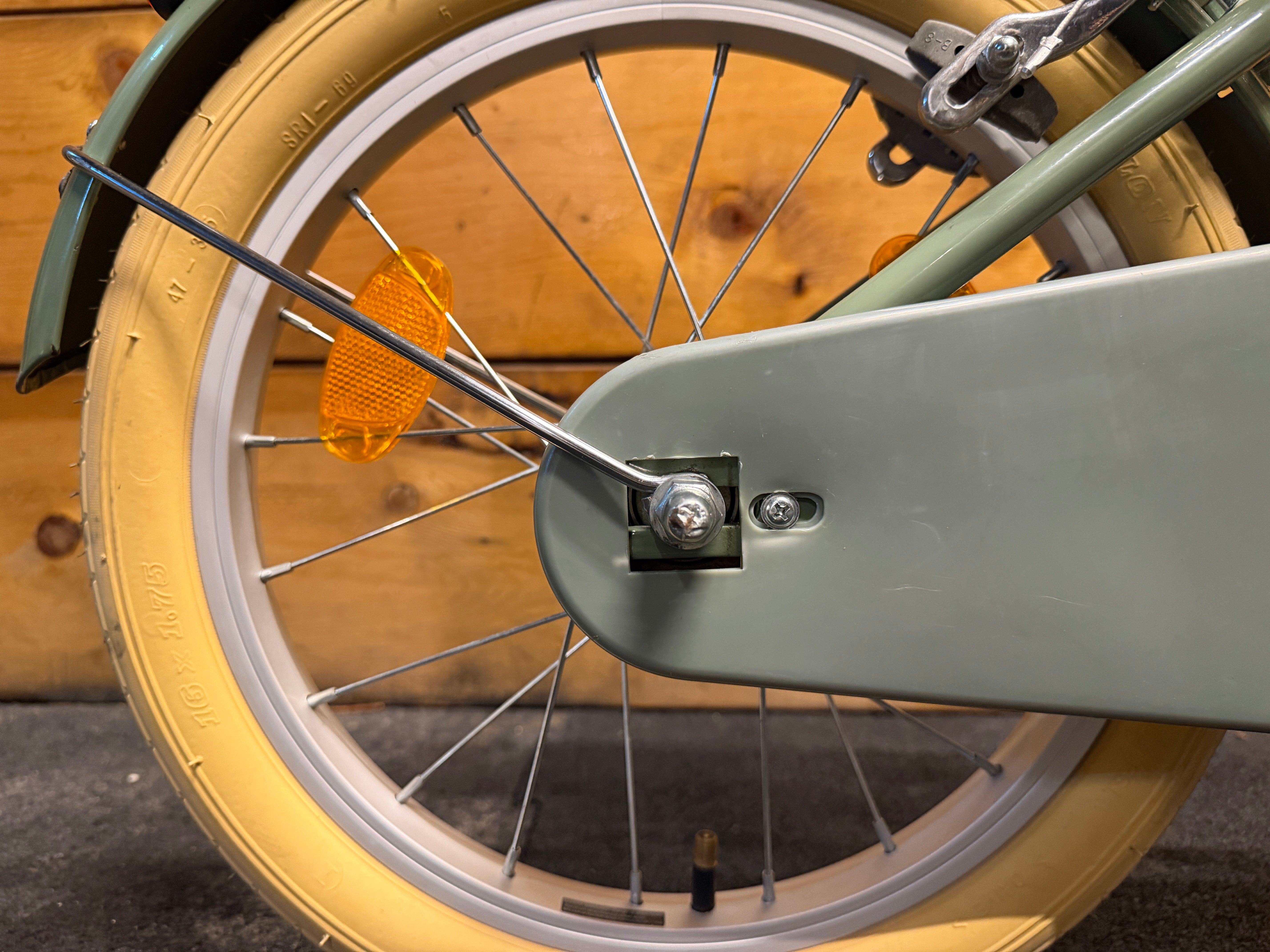 RENT Bobbin Gingersnap Kids Bike