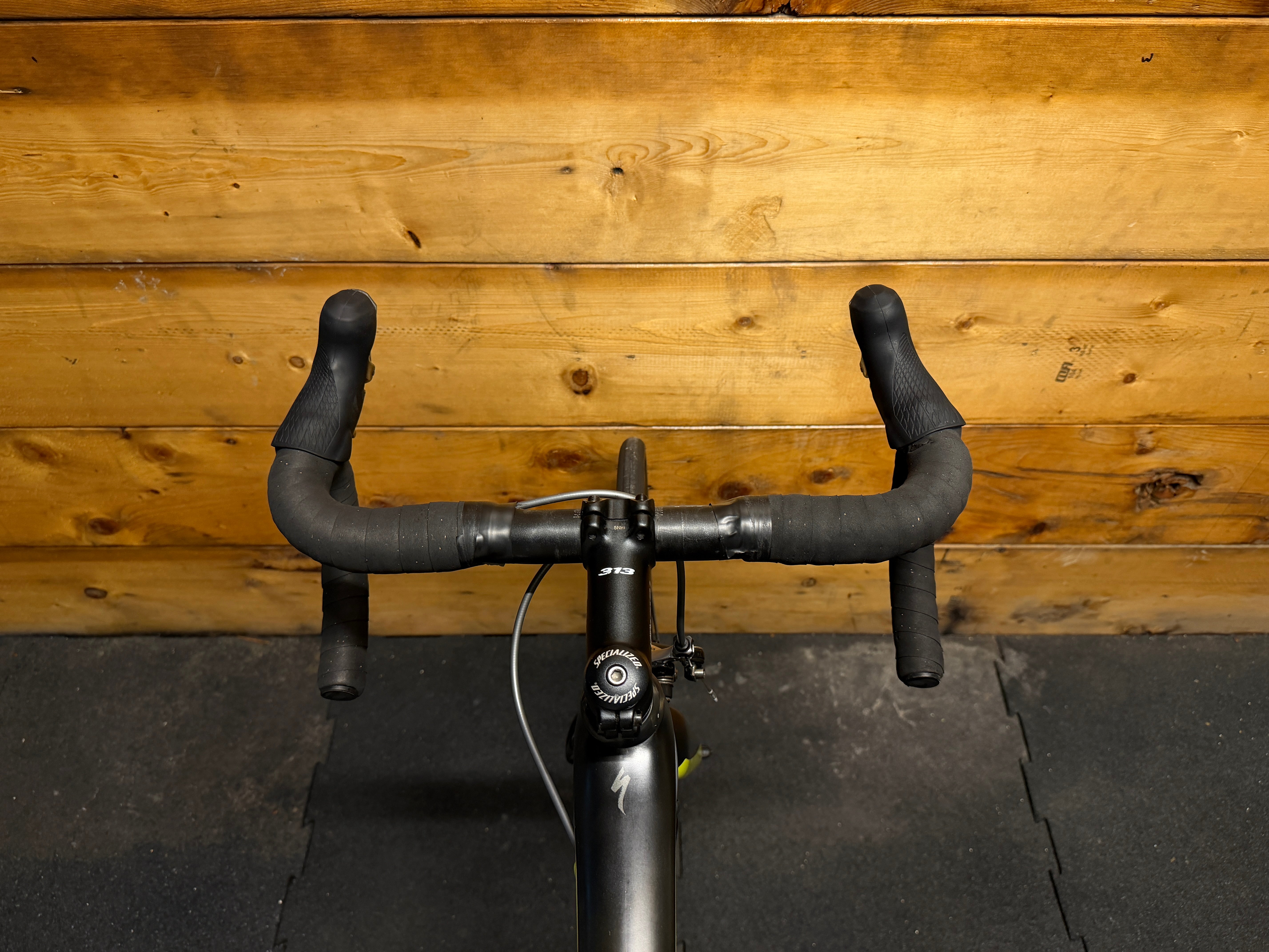 Specialized Tarmac Comp Road Bike