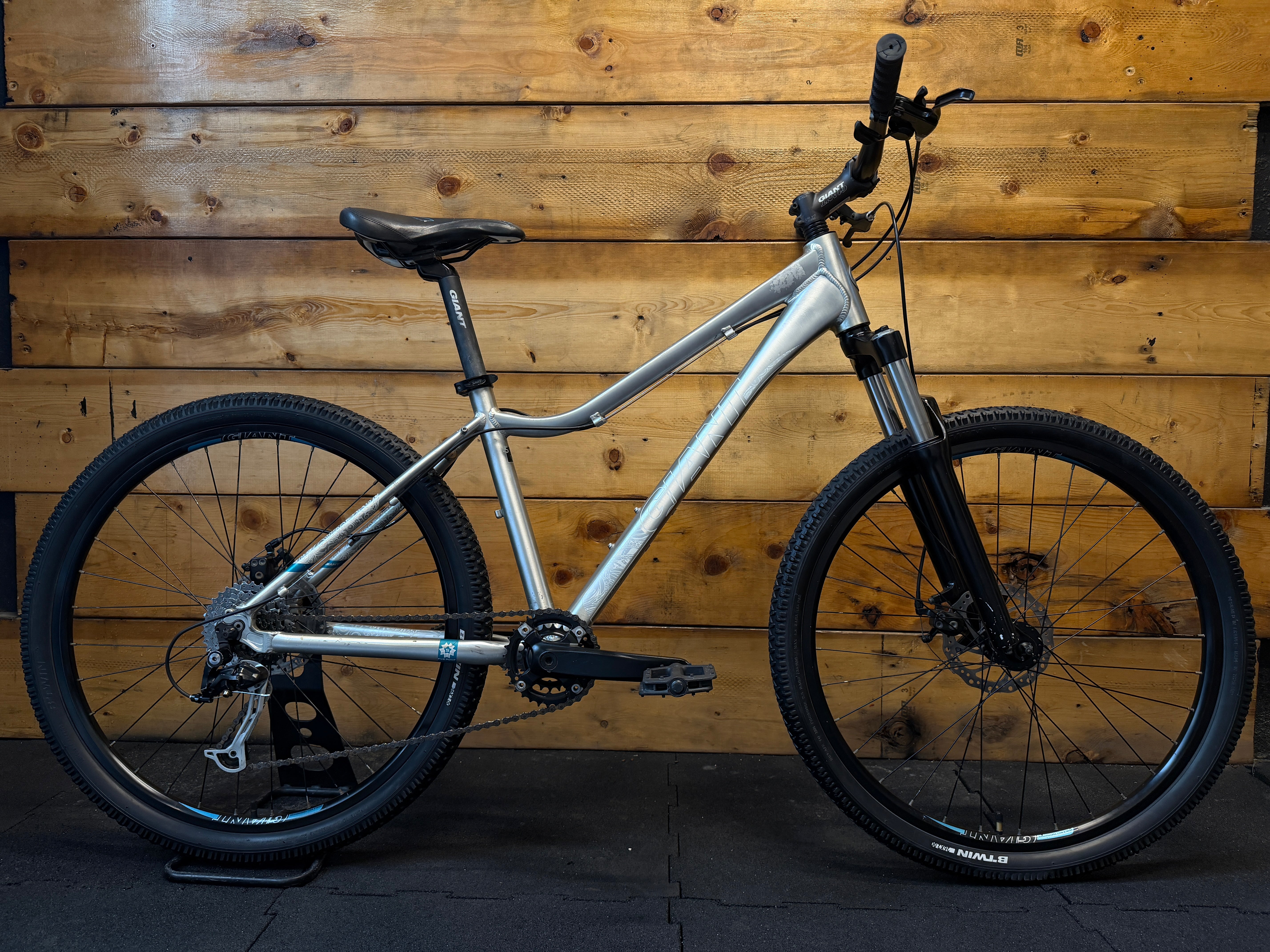 Giant Revel Mountain Bike