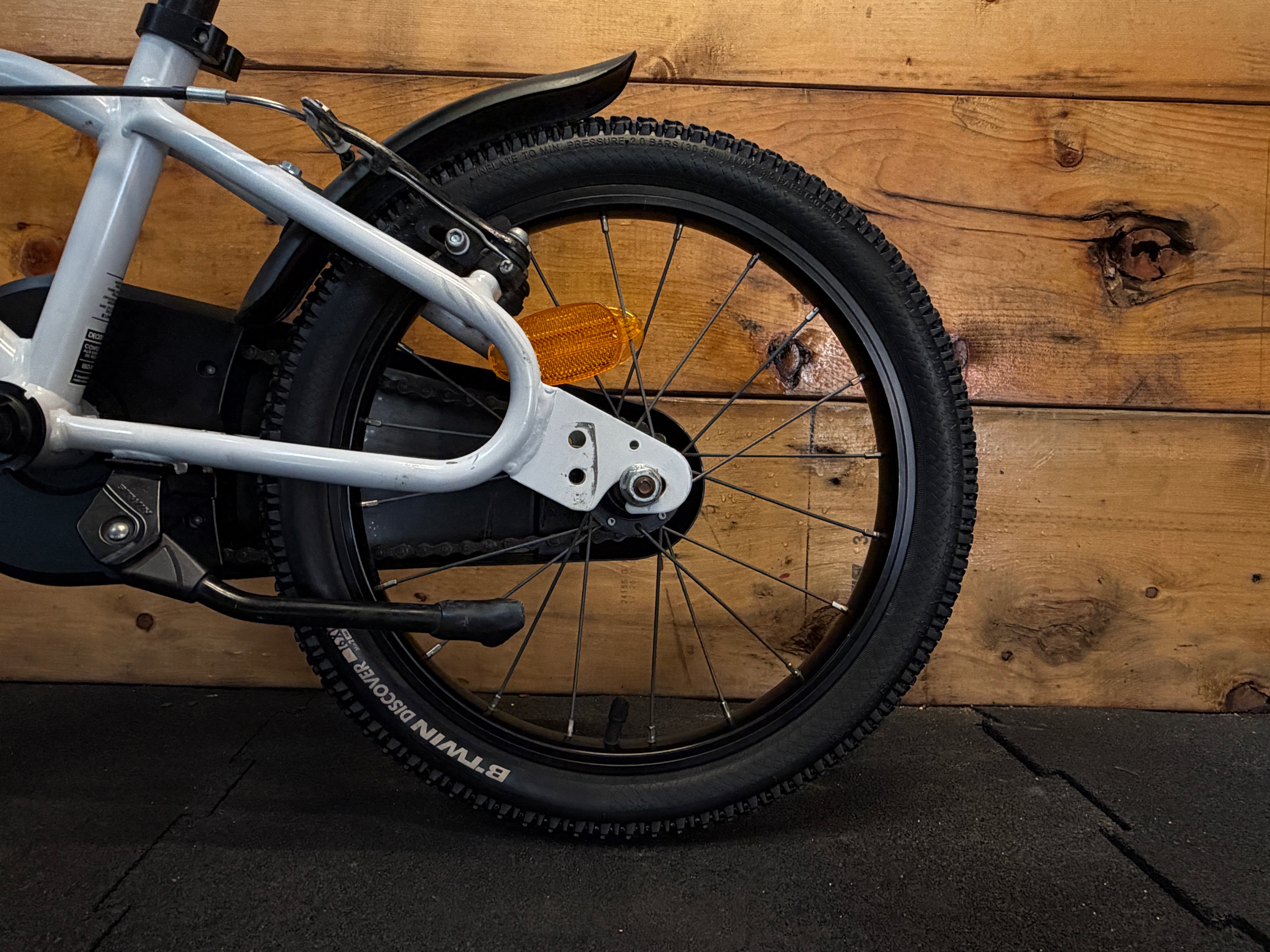 RENT B'Twin Astronaut 500 kids Bike