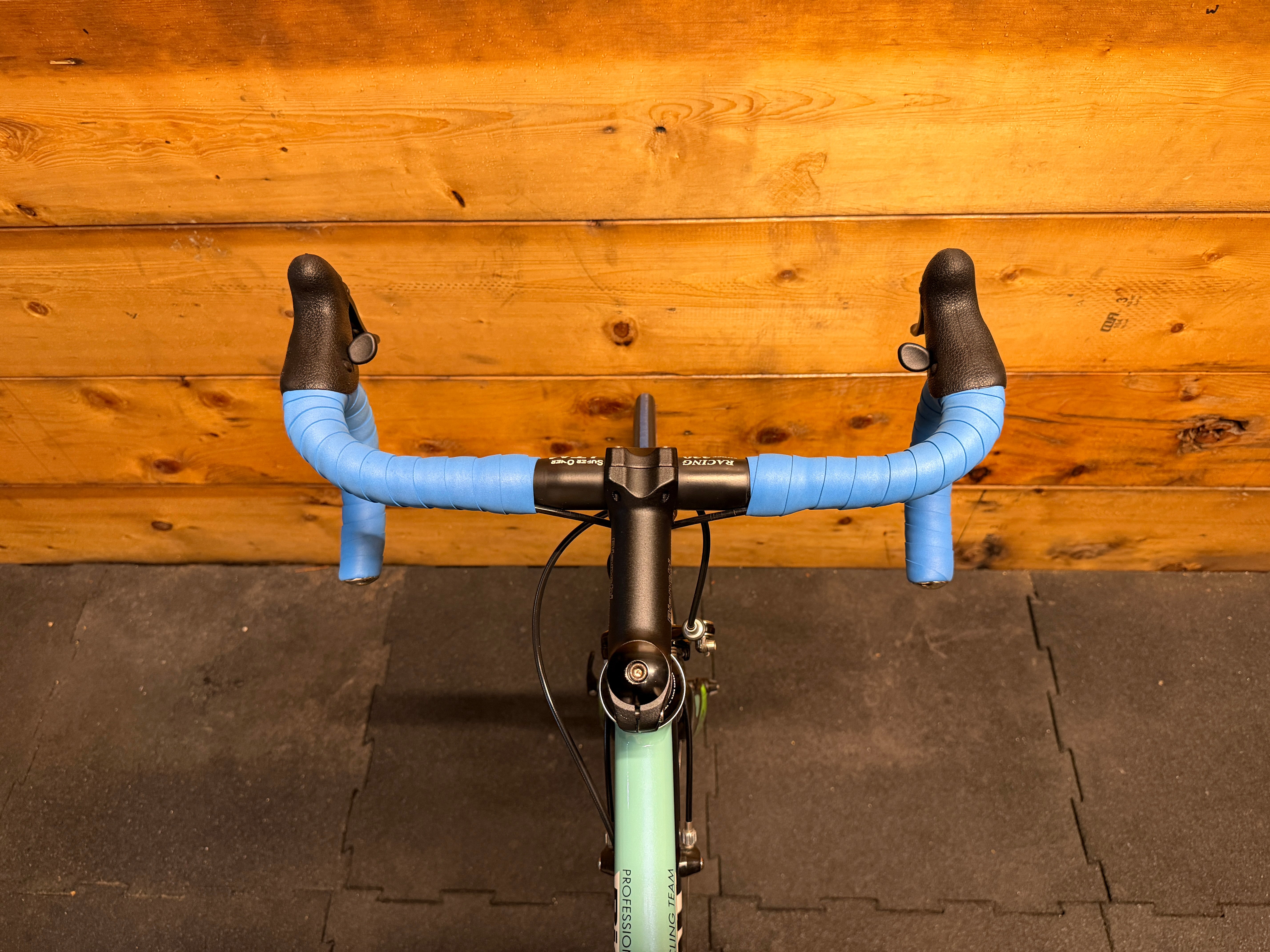 Bianchi Via Nirone Road Bike