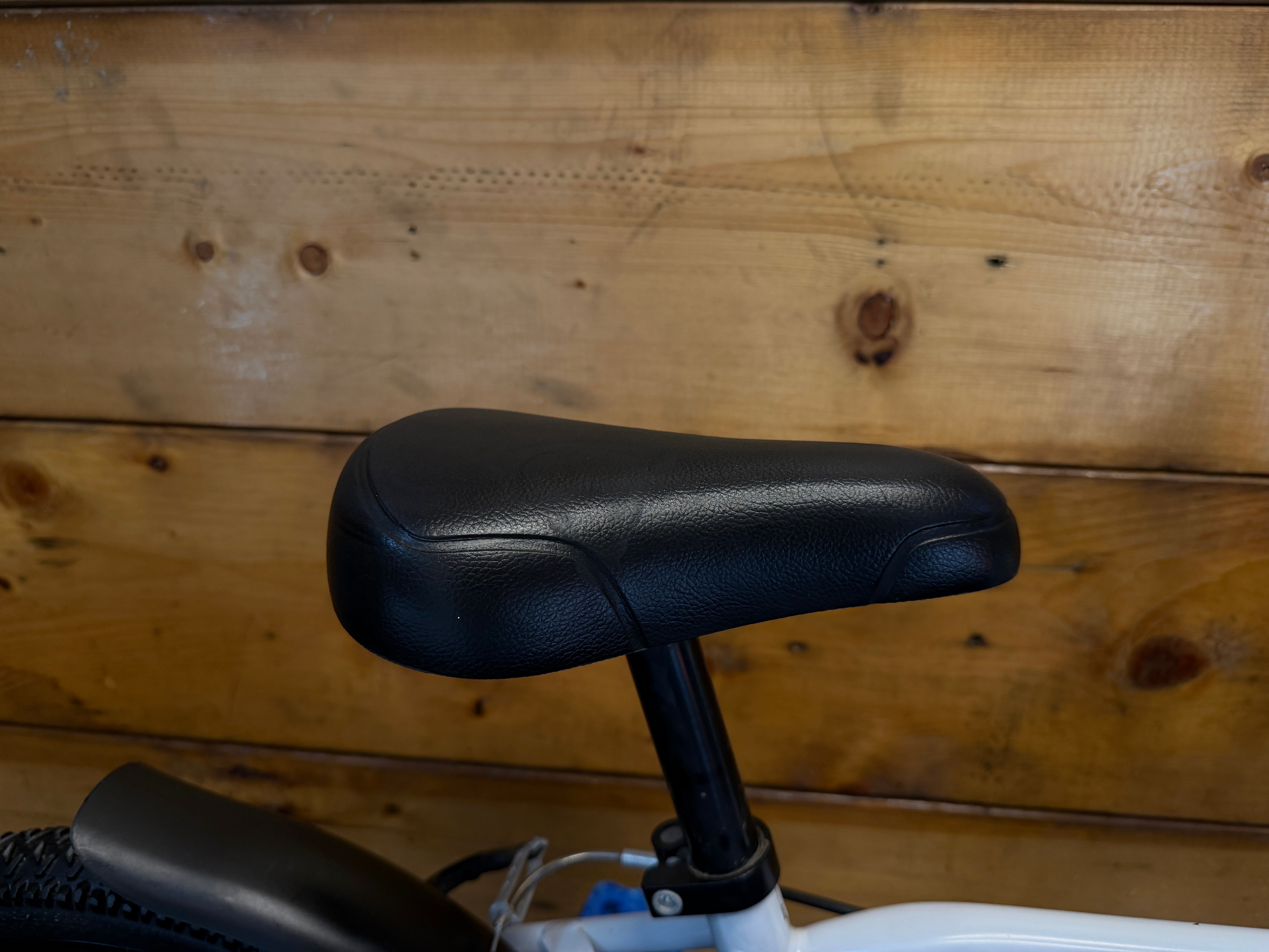 RENT B'Twin Astronaut 500 kids Bike