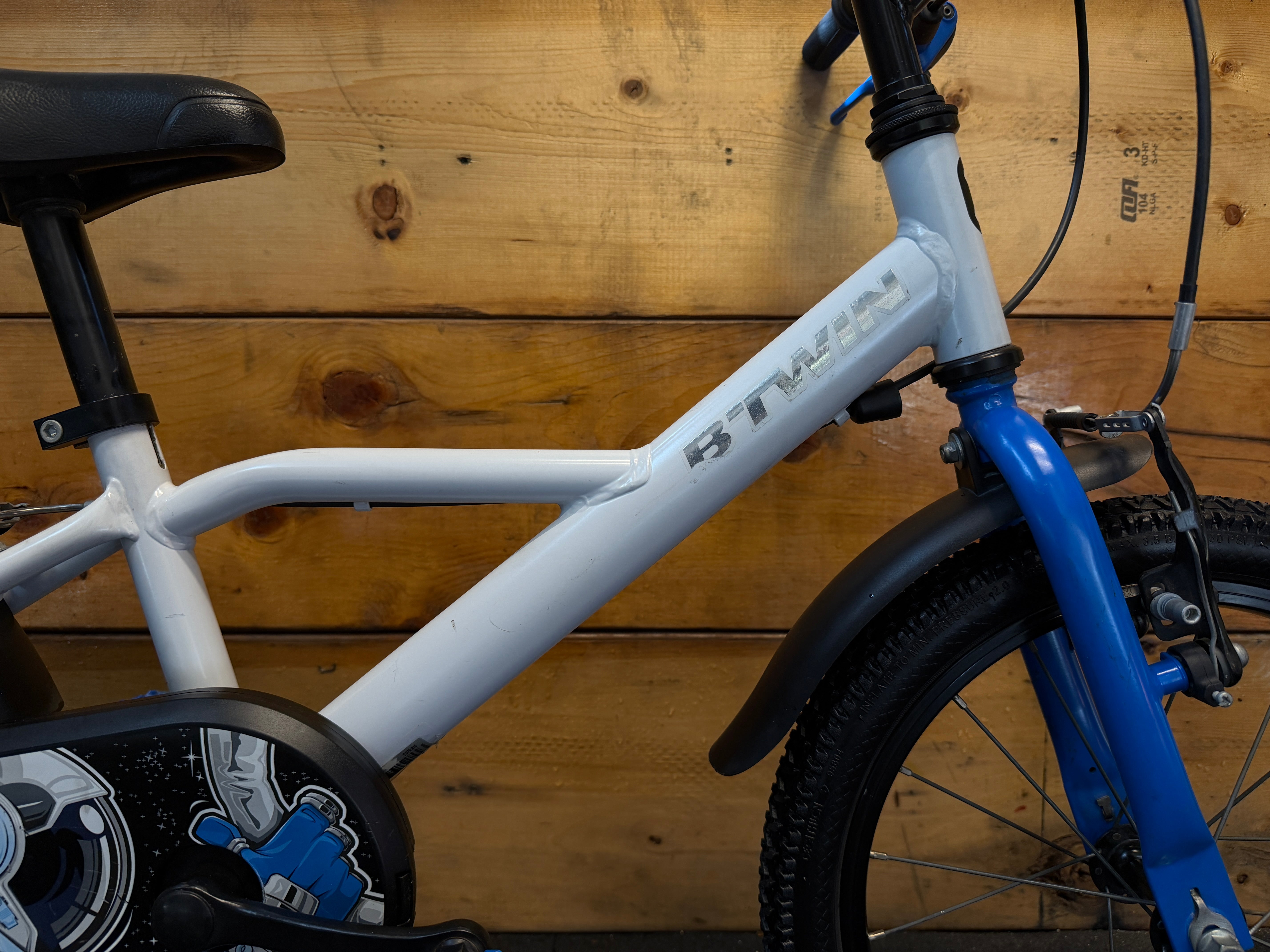 B'Twin Astronaut 500 kids Bike