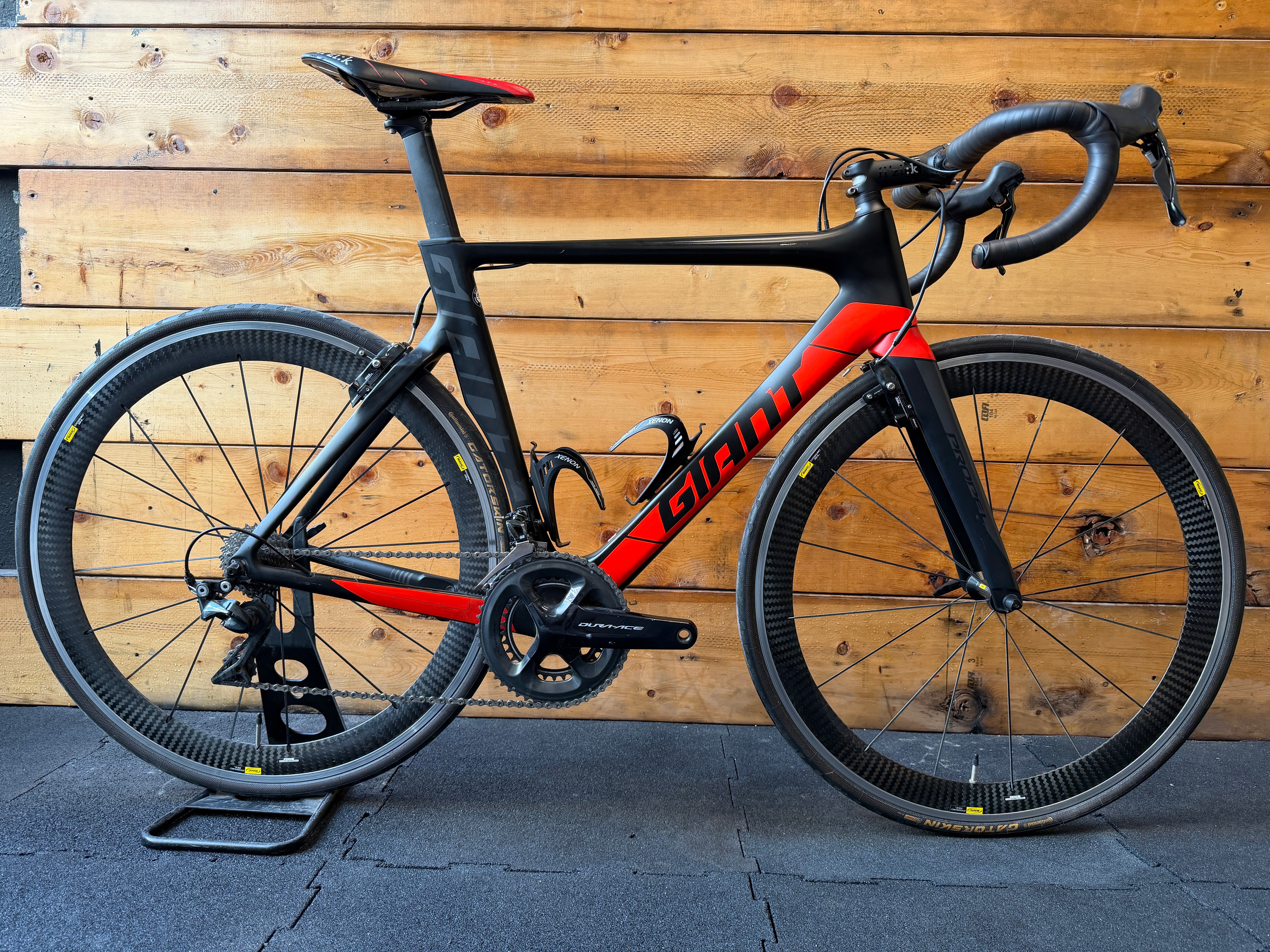 Giant Propel Advanced 1 Road Bike