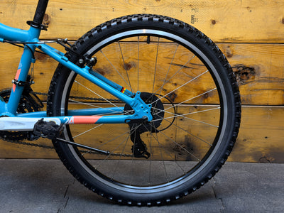 RENT Silverback Senza 24 Kids Bike