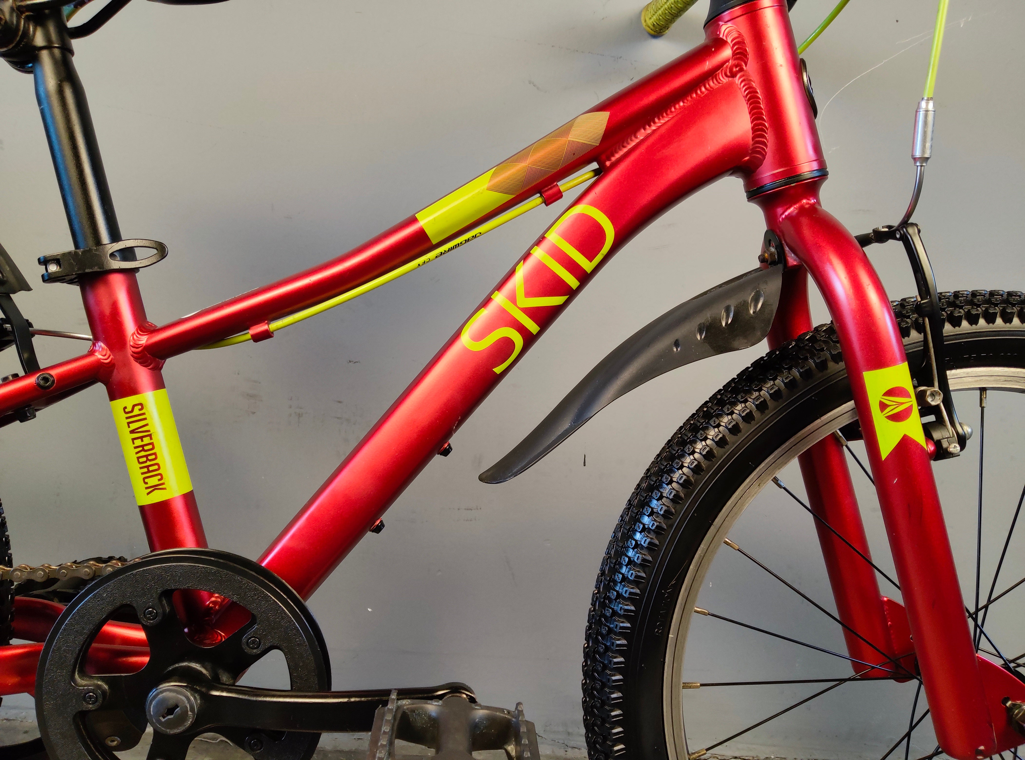 RENT Silverback Skid Kids Bike
