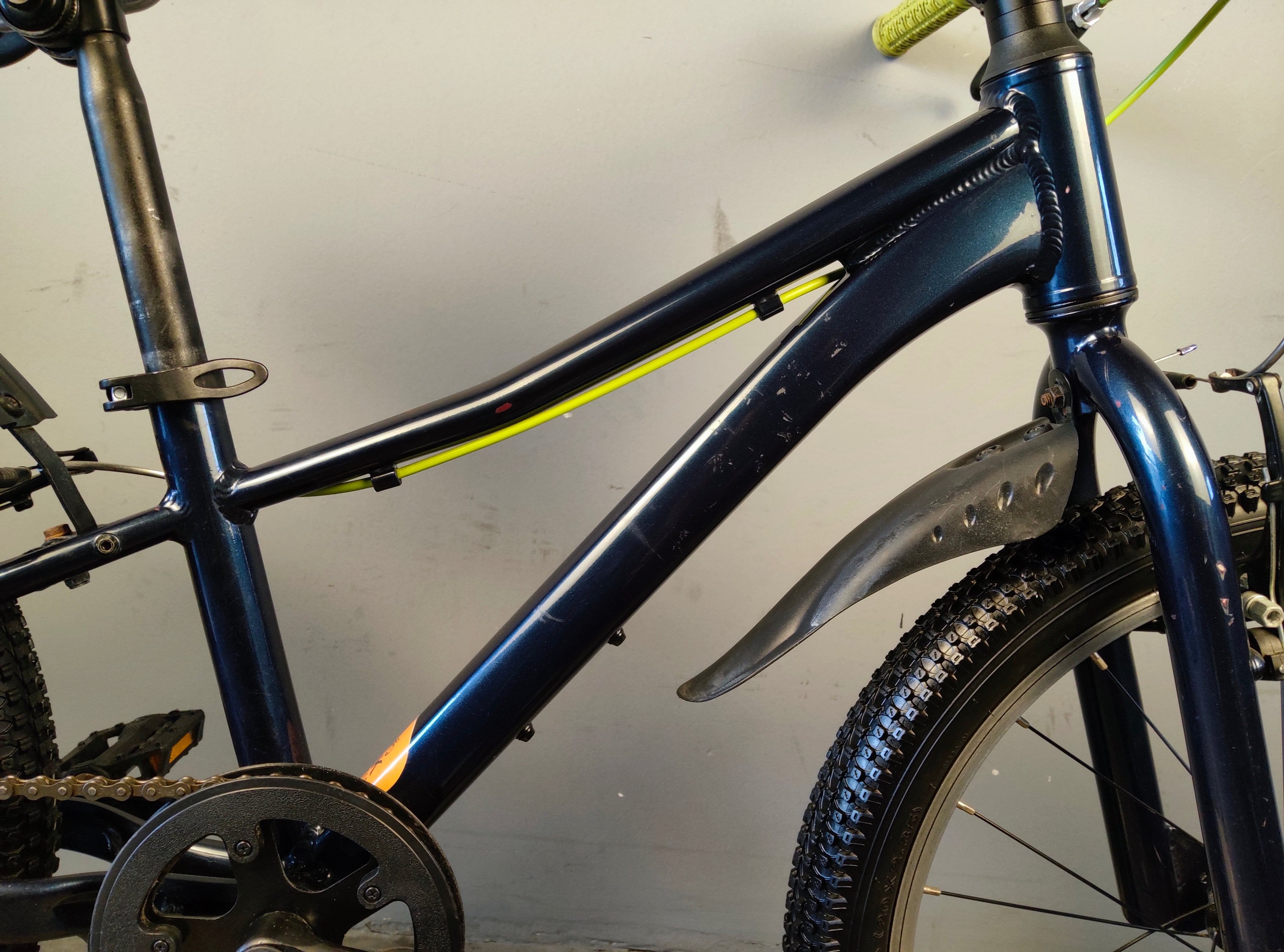 RENT Silverback Skid Kids Bike