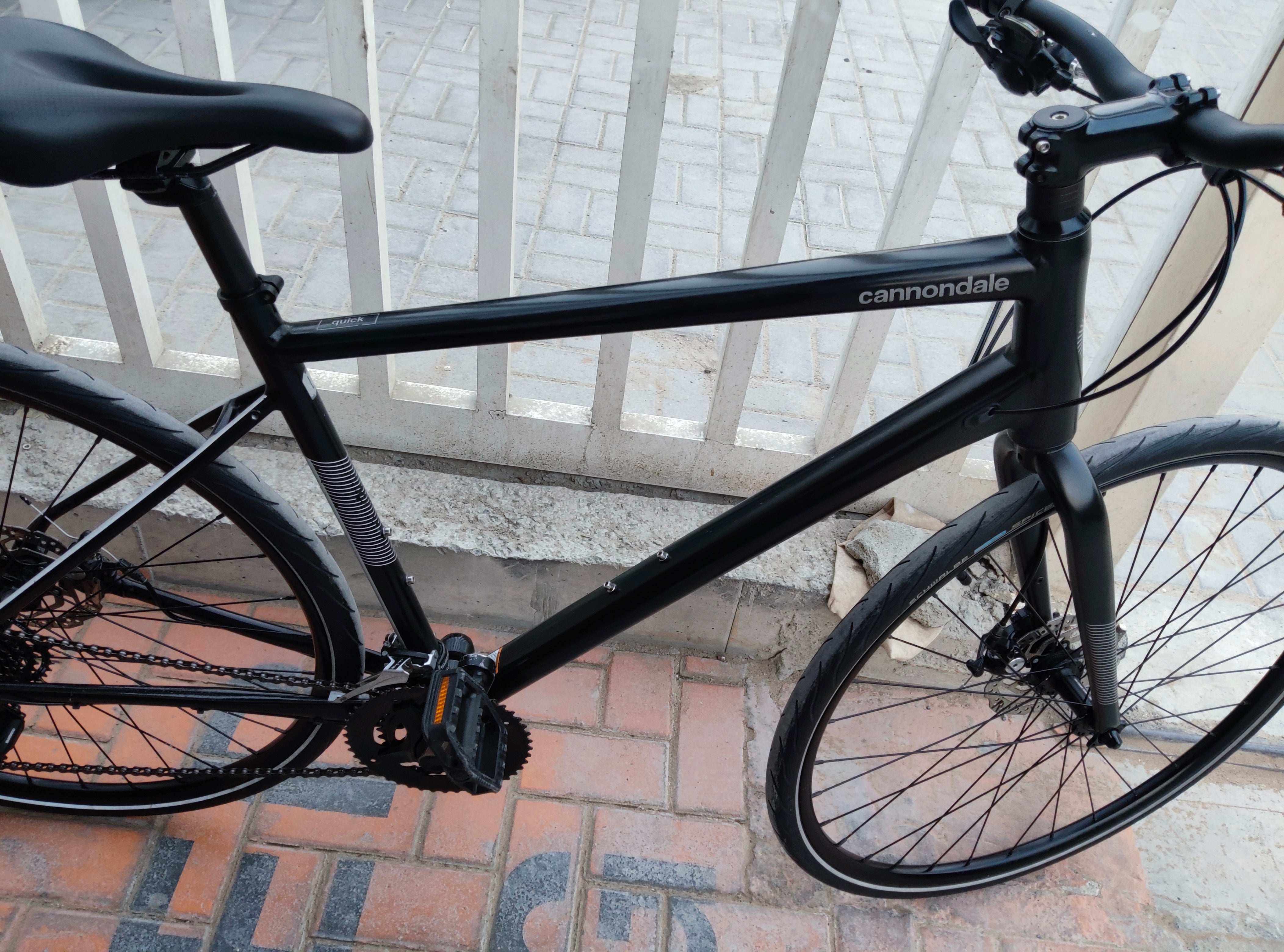 Cannondale quick 5 Hybrid Bike